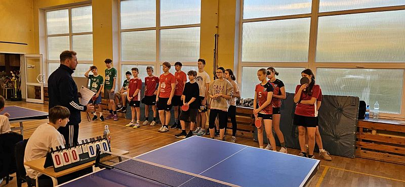 Mistrzostwa Gdyni w tenisie stołowym 17.11.2025 r. - zdjęcie 6